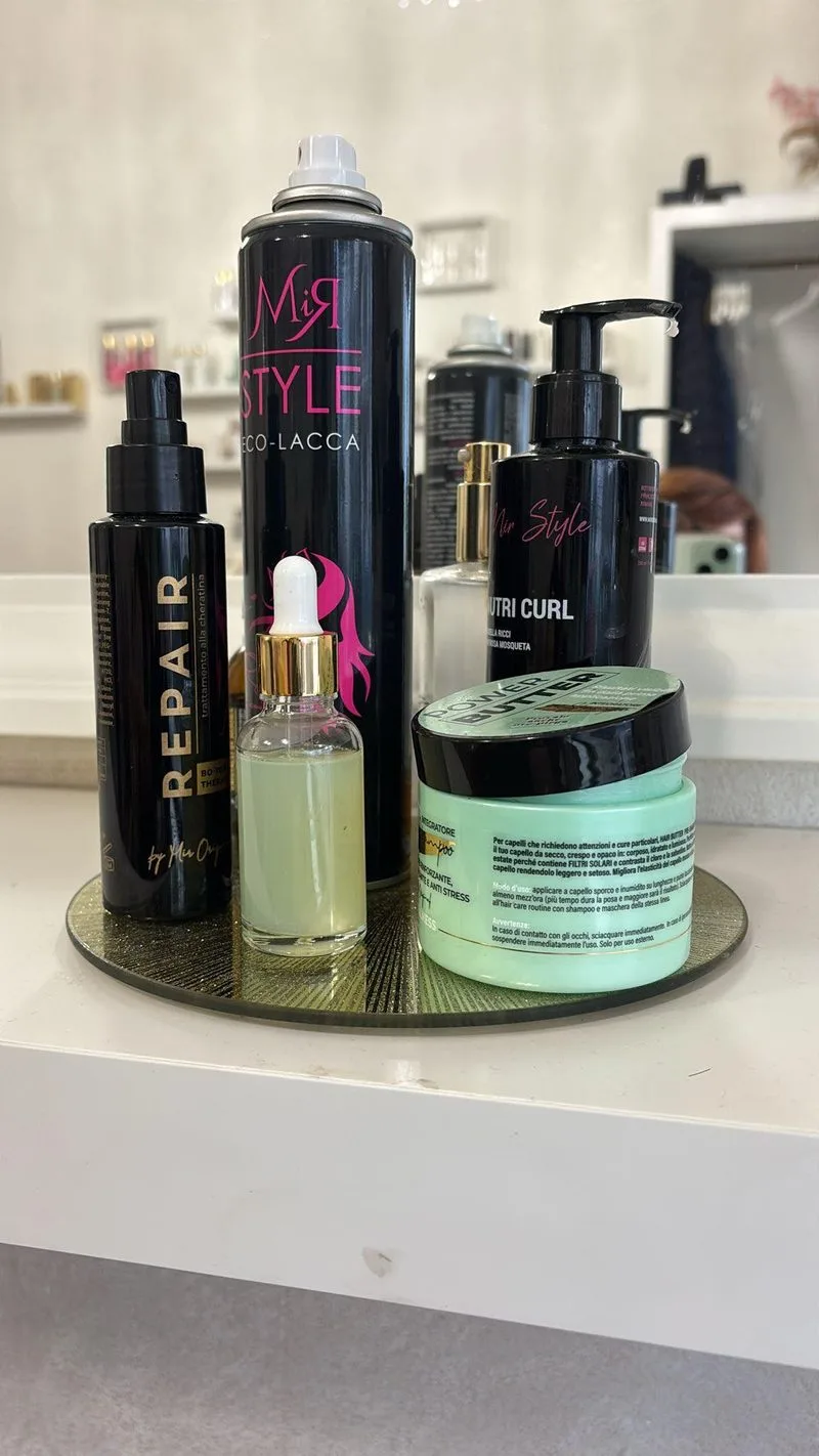 I prodotti in vetrina da Hair Trichology Studio